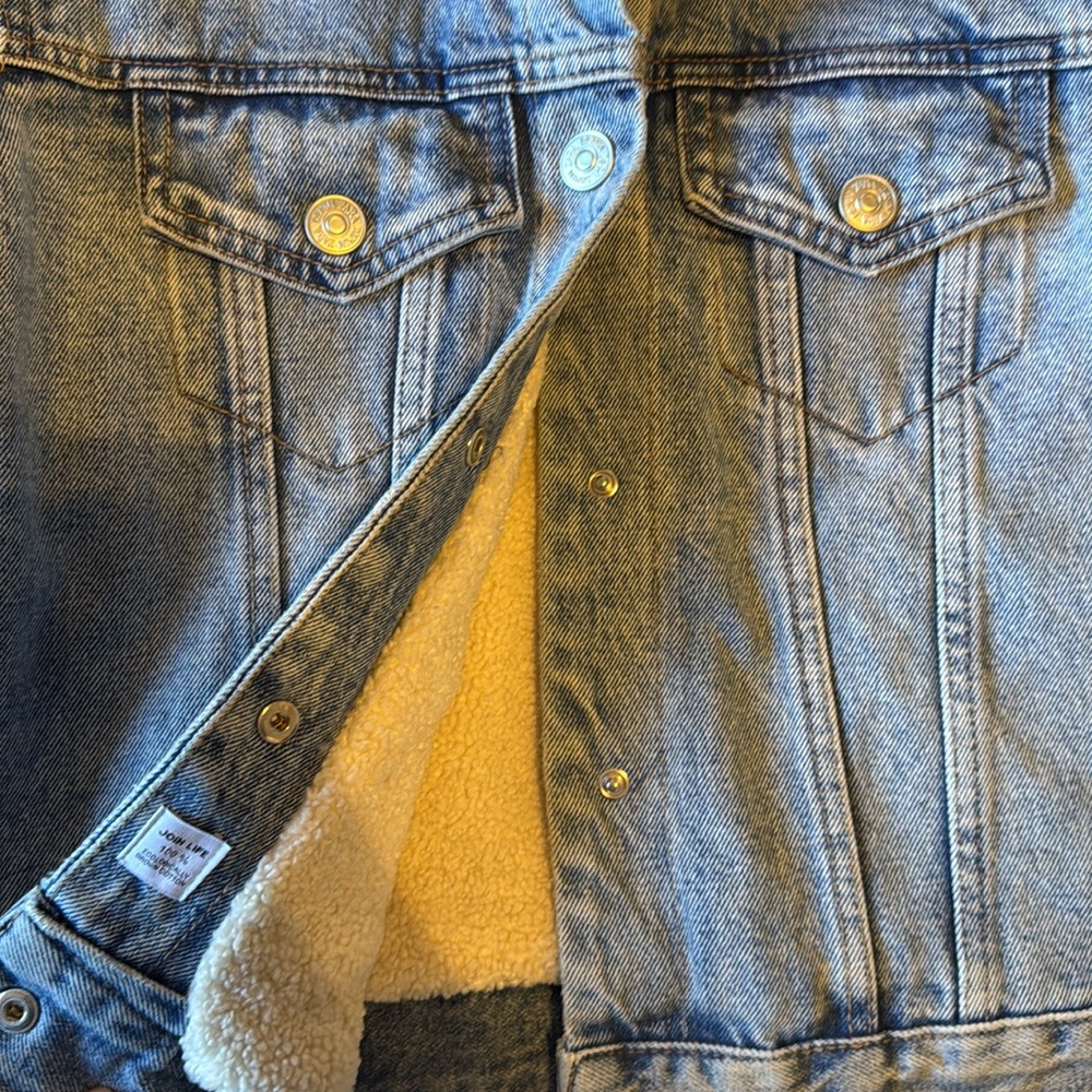Zara Sherpa Lined Denim Jacket - Size Medium - Picture 5 of 9